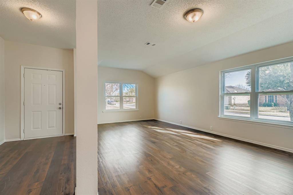 Denton, TX 76226,3901 Tuscany Court