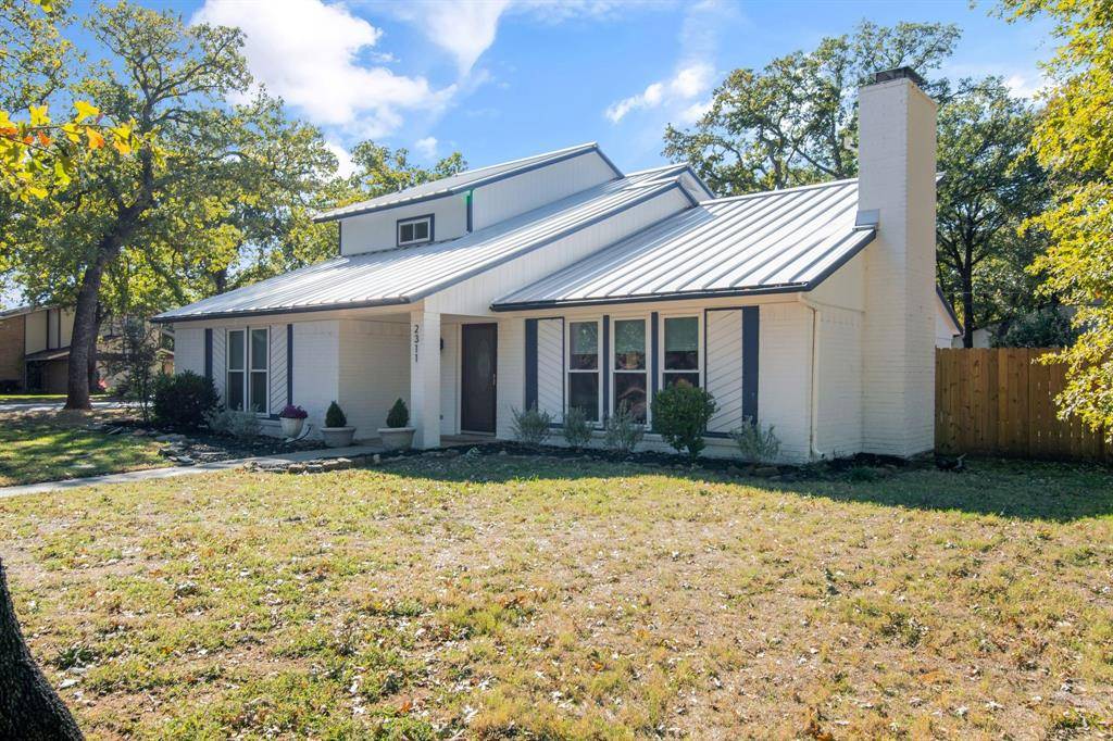 Grapevine, TX 76051,2311 Hummingbird Trail