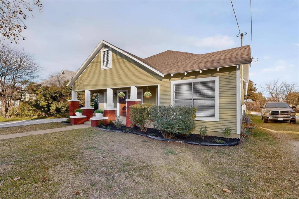 Fort Worth, TX 76110,2511 Lipscomb Street