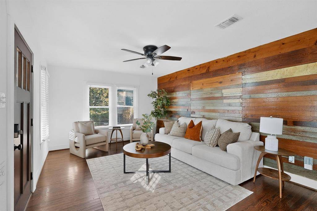 Fort Worth, TX 76110,2511 Lipscomb Street