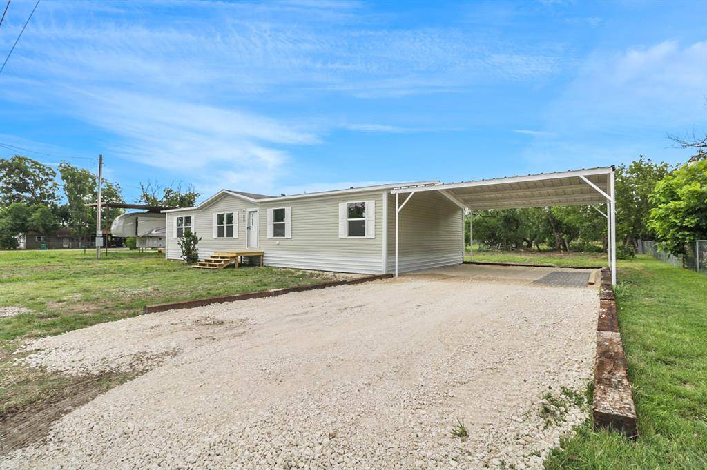 Coleman, TX 76834,707 W 8th Street