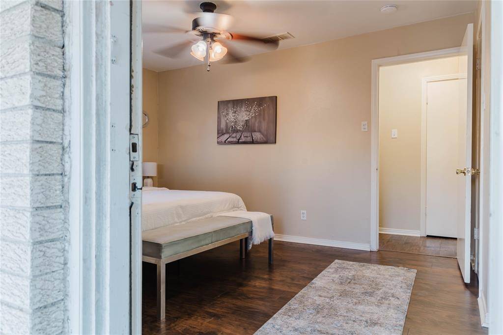 Desoto, TX 75115,317 Willow Wood Lane