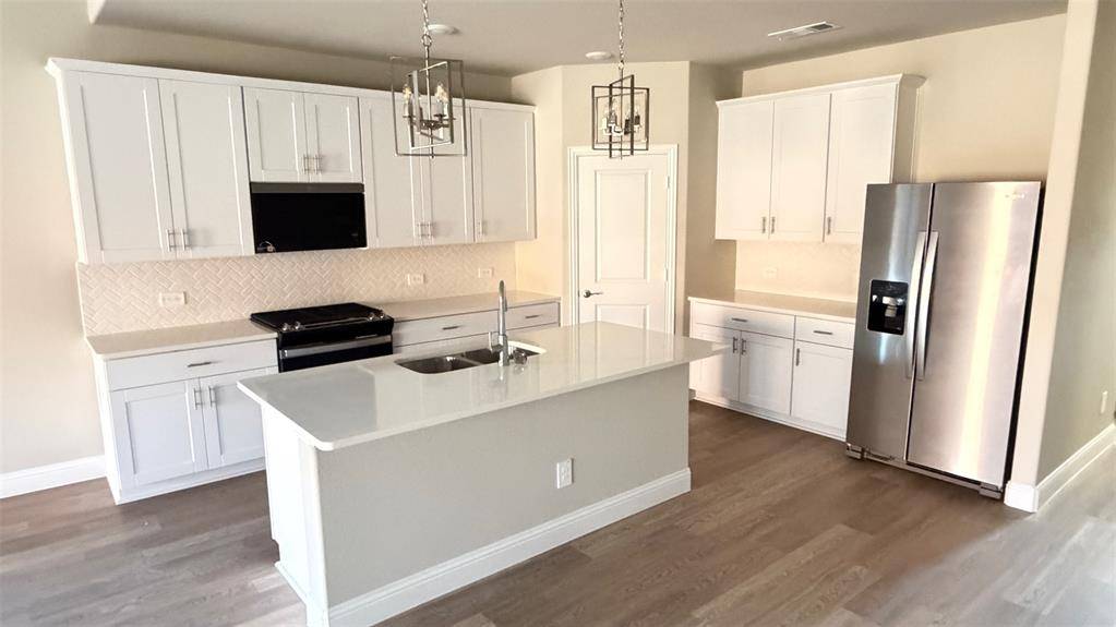 Mckinney, TX 75069,600 Midnight Oak Drive