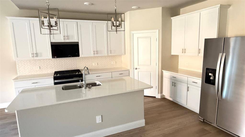 Mckinney, TX 75069,600 Midnight Oak Drive