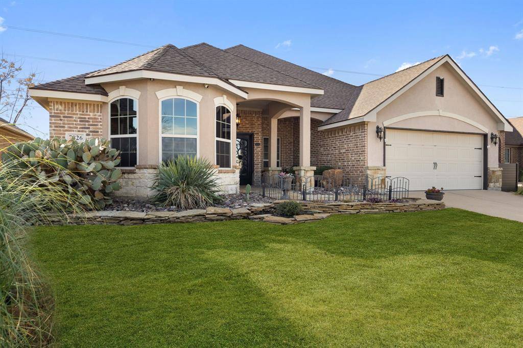 Arlington, TX 76002,7826 Black Willow Lane