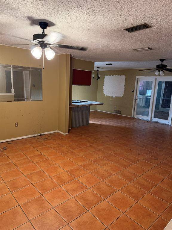 Arlington, TX 76013,1412 Oxford Street