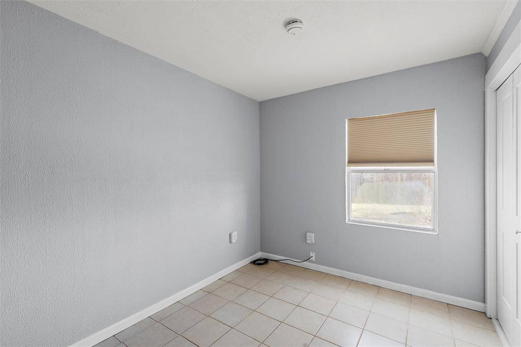 Lorena, TX 76655,398 Bluebonnett Lane