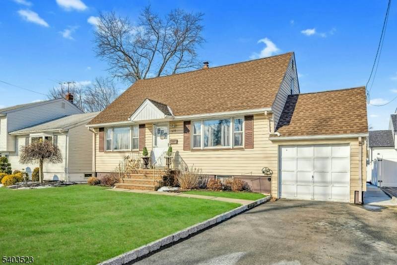 Kenilworth Boro, NJ 07033,670 Trenton Ave