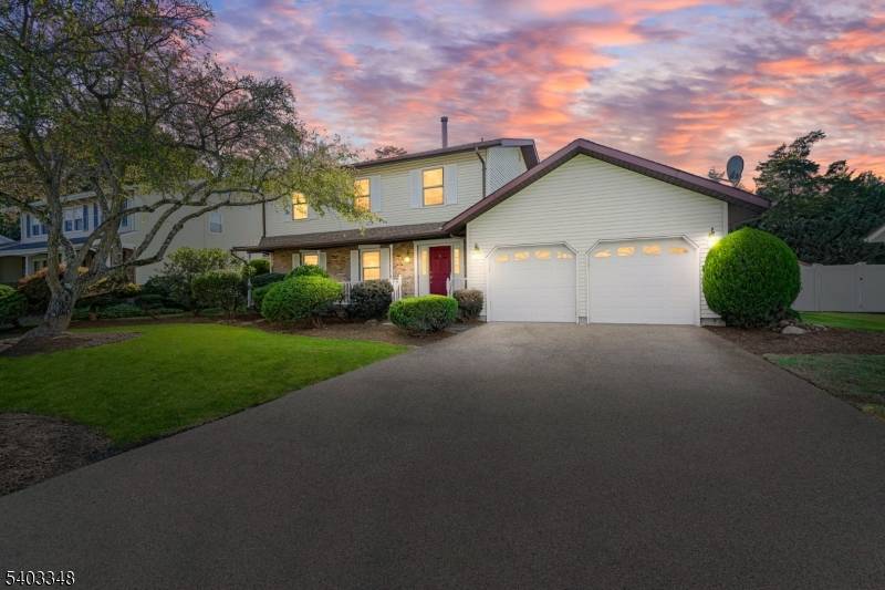 Wayne Twp., NJ 07470,16 Agawam Dr