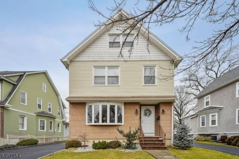 Garwood Boro, NJ 07027,82 2nd Ave #1