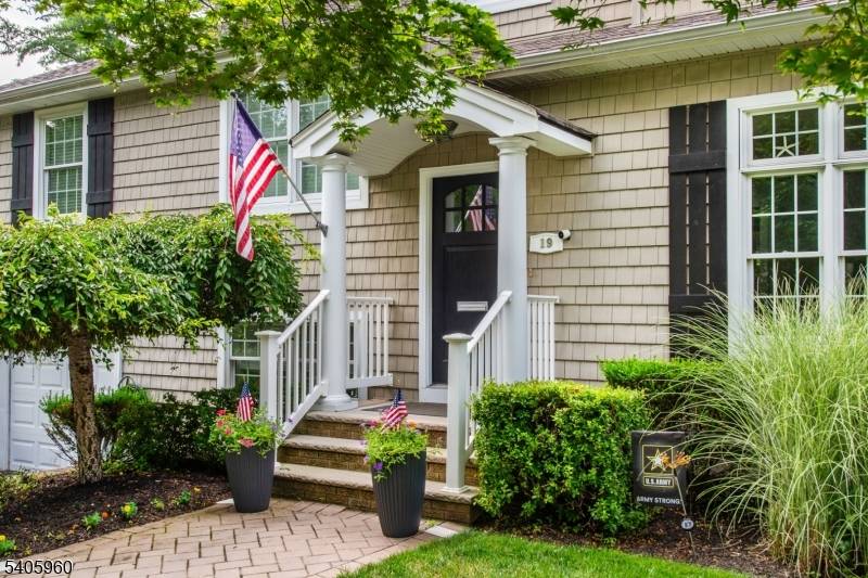 Livingston Twp., NJ 07039,19 Springbrook Rd