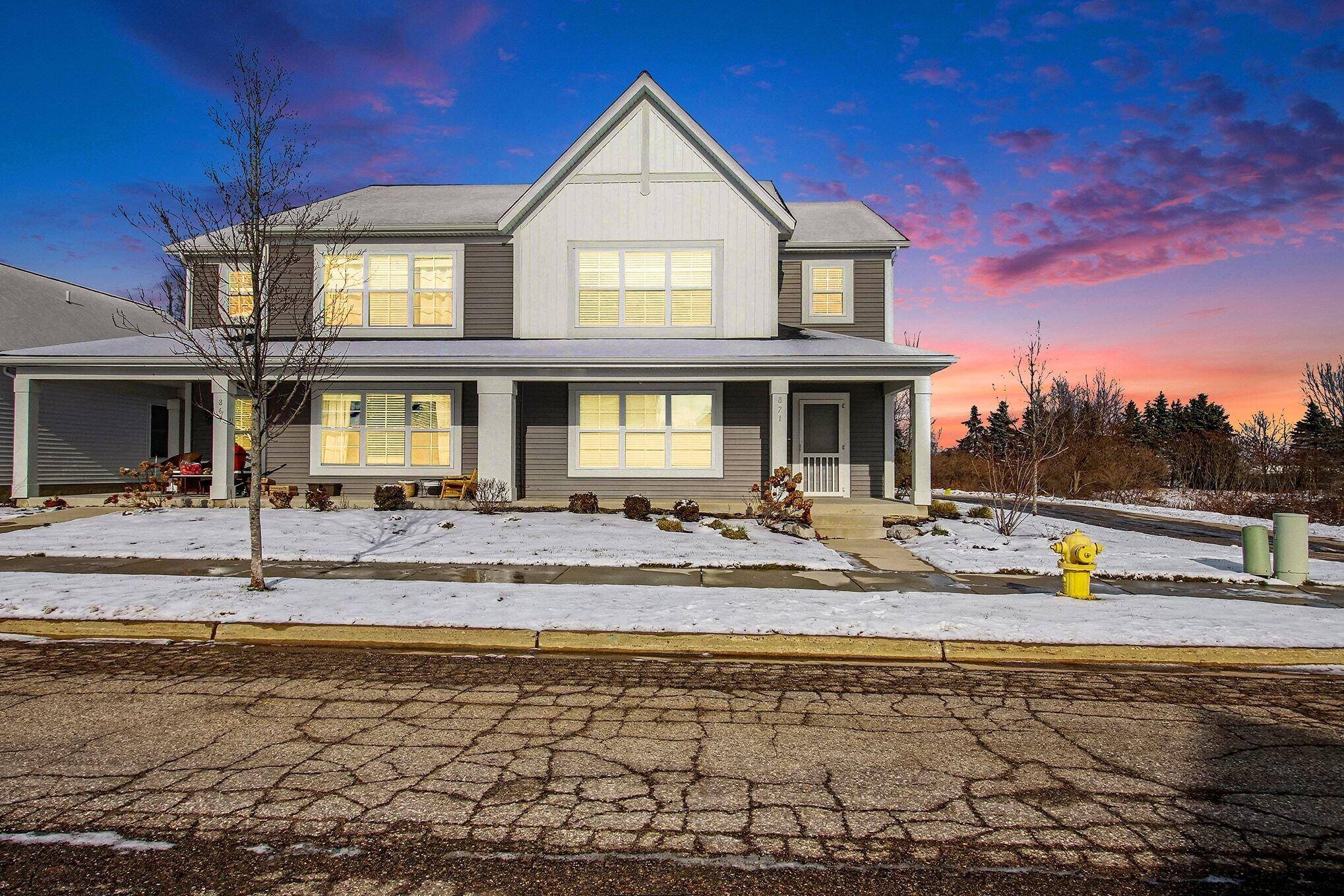 Holland, MI 49423,871 Winchester ST