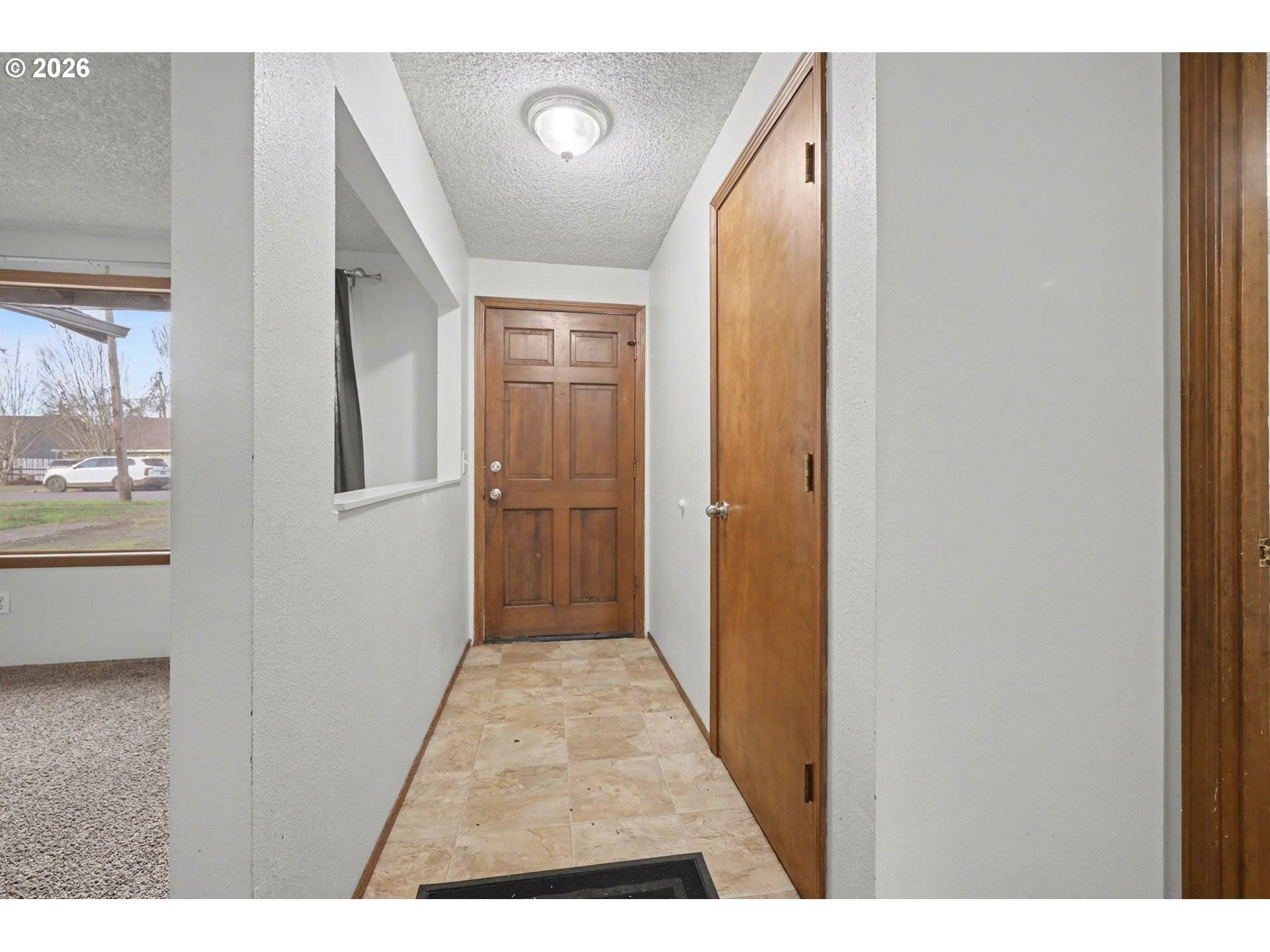 Springfield, OR 97478,6887 B ST