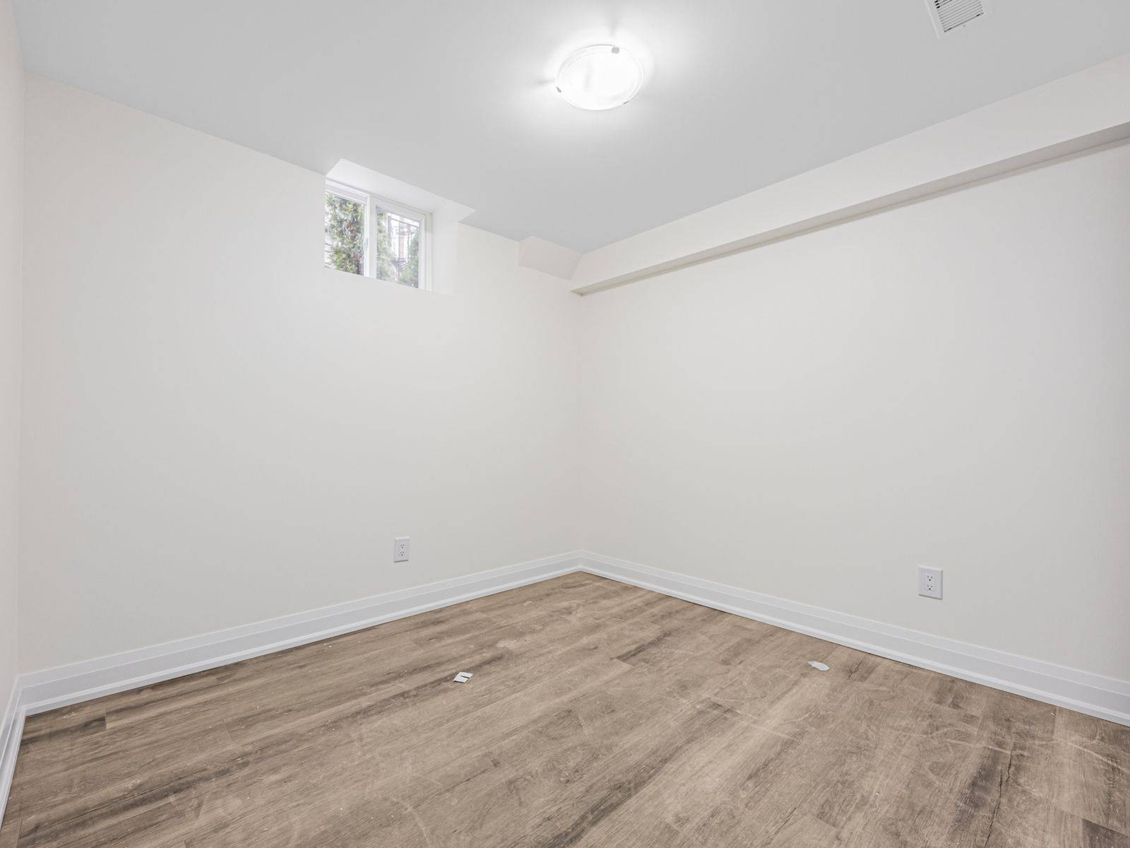 Ajax, ON L1Z 1S5,51 Styles CRES #Bsmt