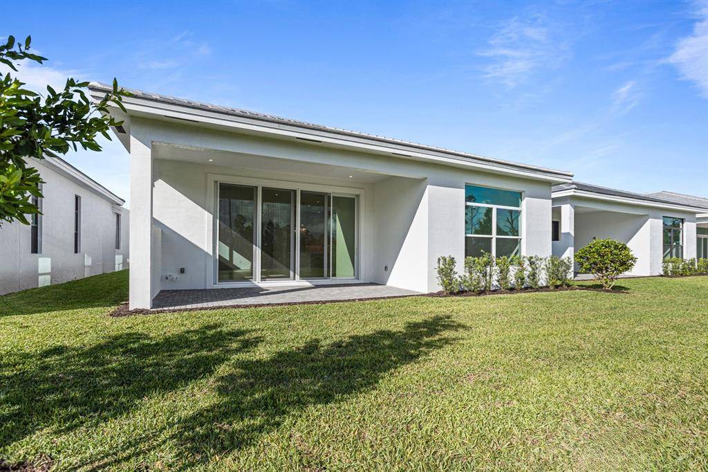 Stuart, FL 34997,1552 SE BLUE SKY PLACE