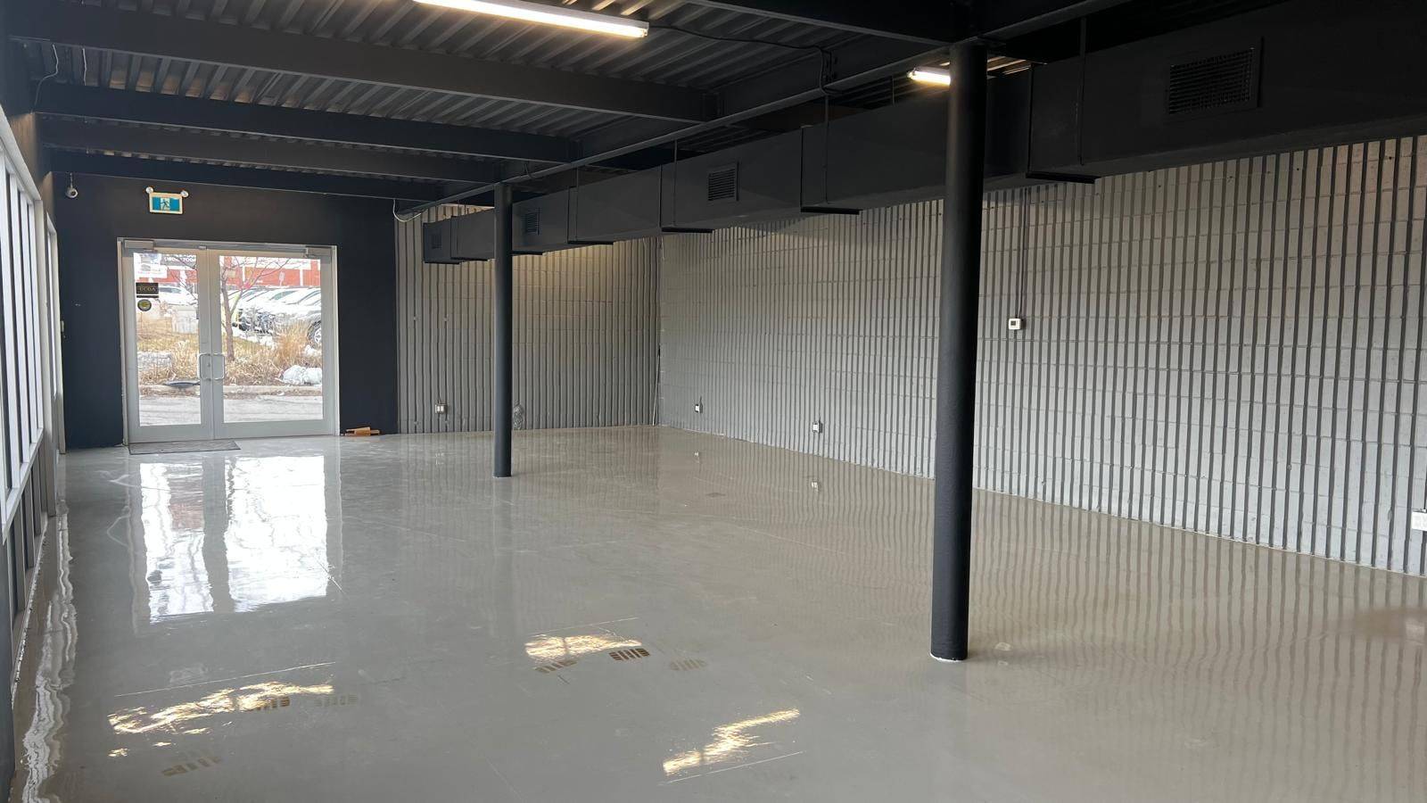 Richmond Hill, ON L4E 3N8,11623 Yonge ST #North-Side