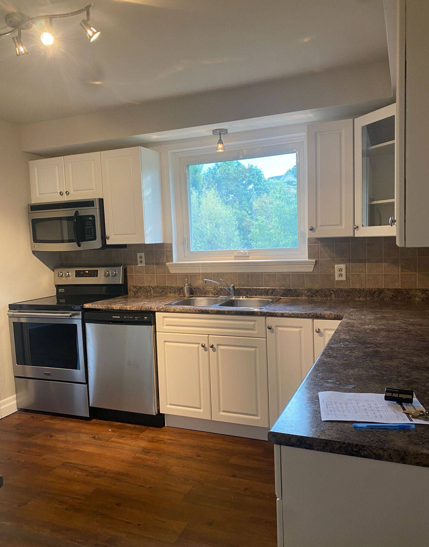 Uxbridge, ON L9P 1J7,38 Main ST N