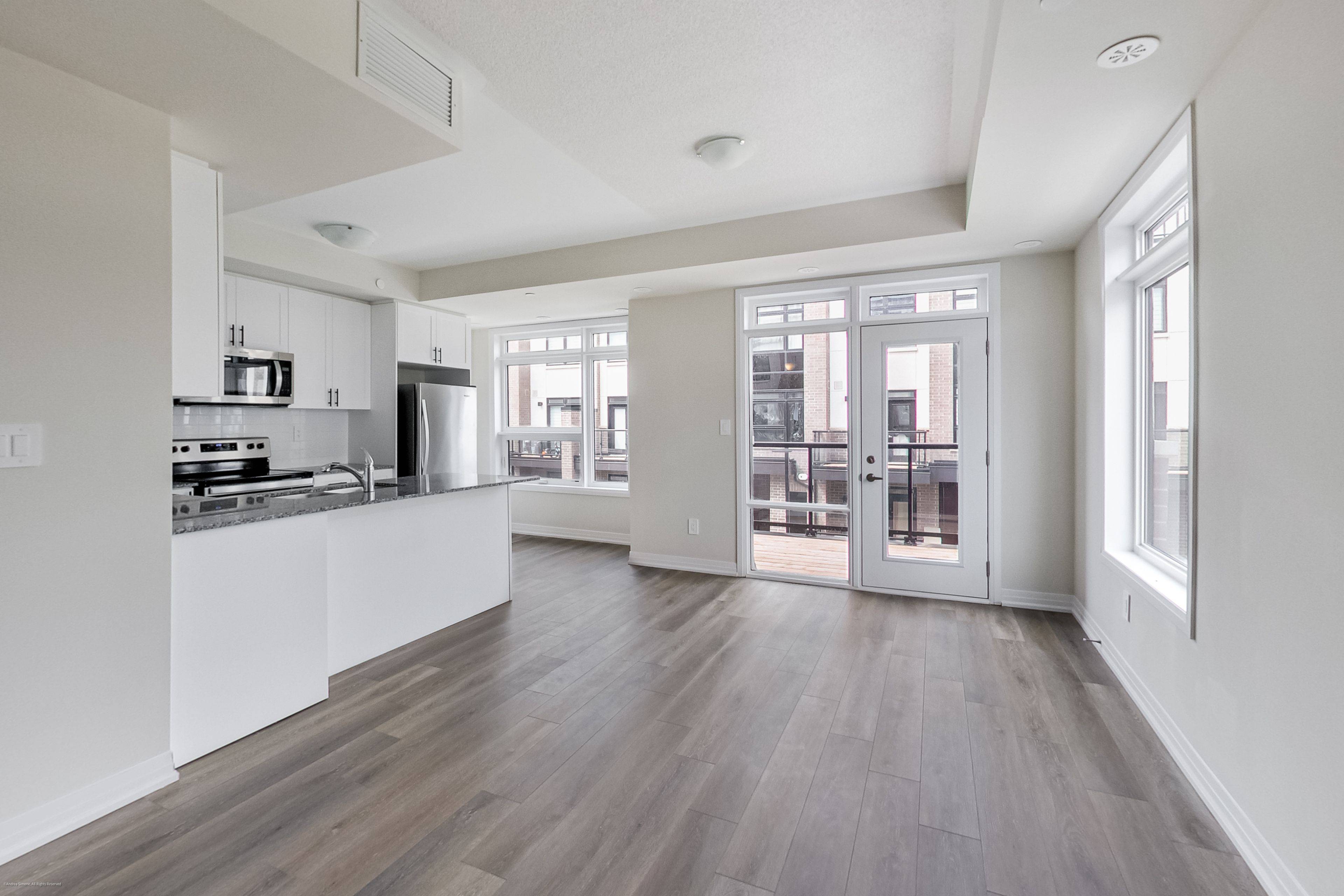 Milton, ON L9E 0J2,1593 Rose WAY #102