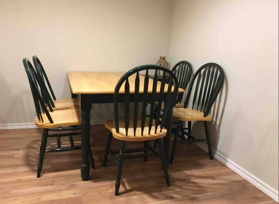 Mississauga, ON L5C 1Z7,3448 Ellengale DR