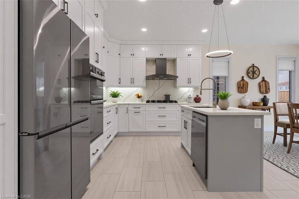 Waterloo, ON N2V 0H1,352 Chokecherry CRES