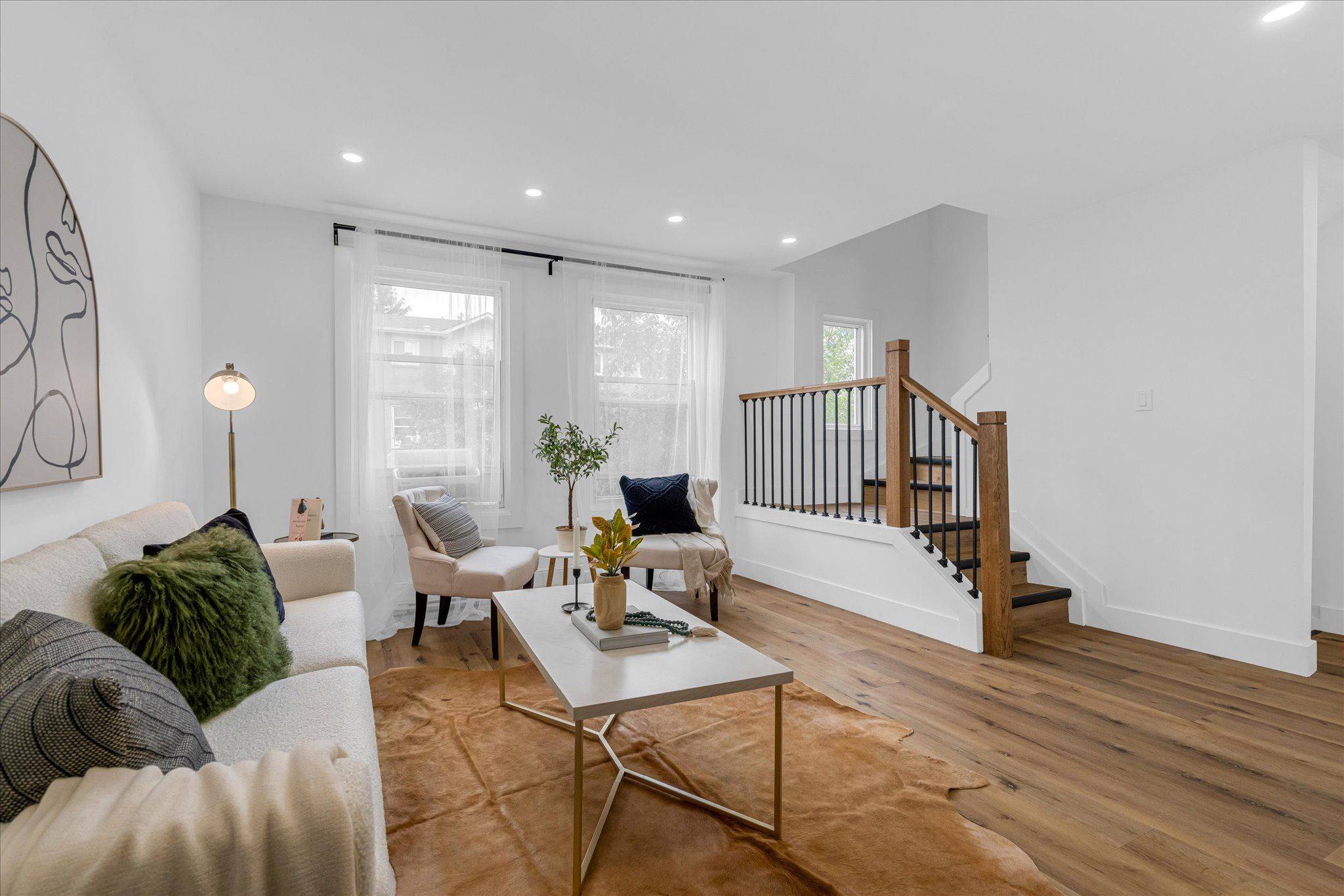 Hamilton, ON L8W 3C7,1255 Upper Gage AVE #10