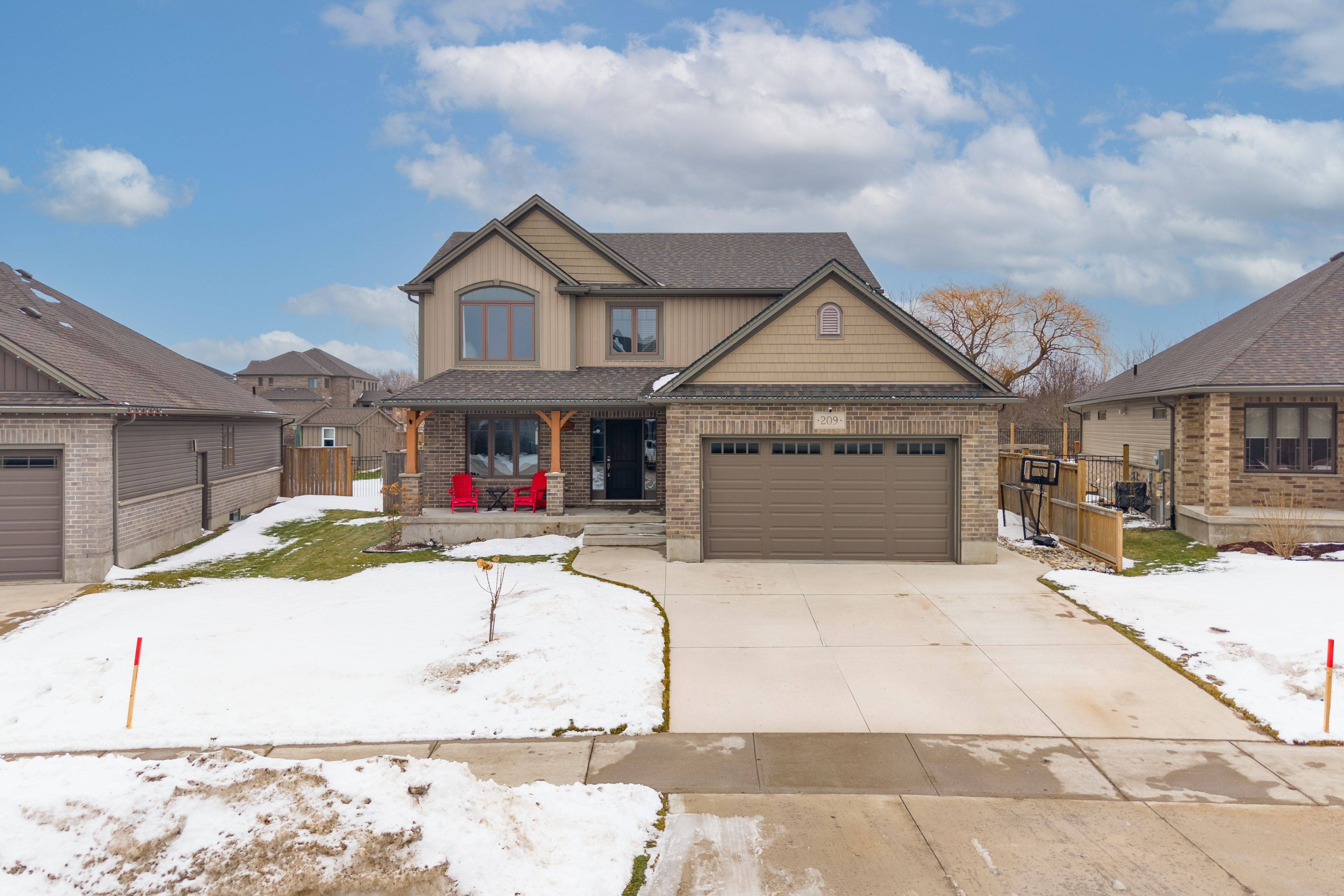 Lucan Biddulph, ON N0M 2J0,209 Campanale WAY