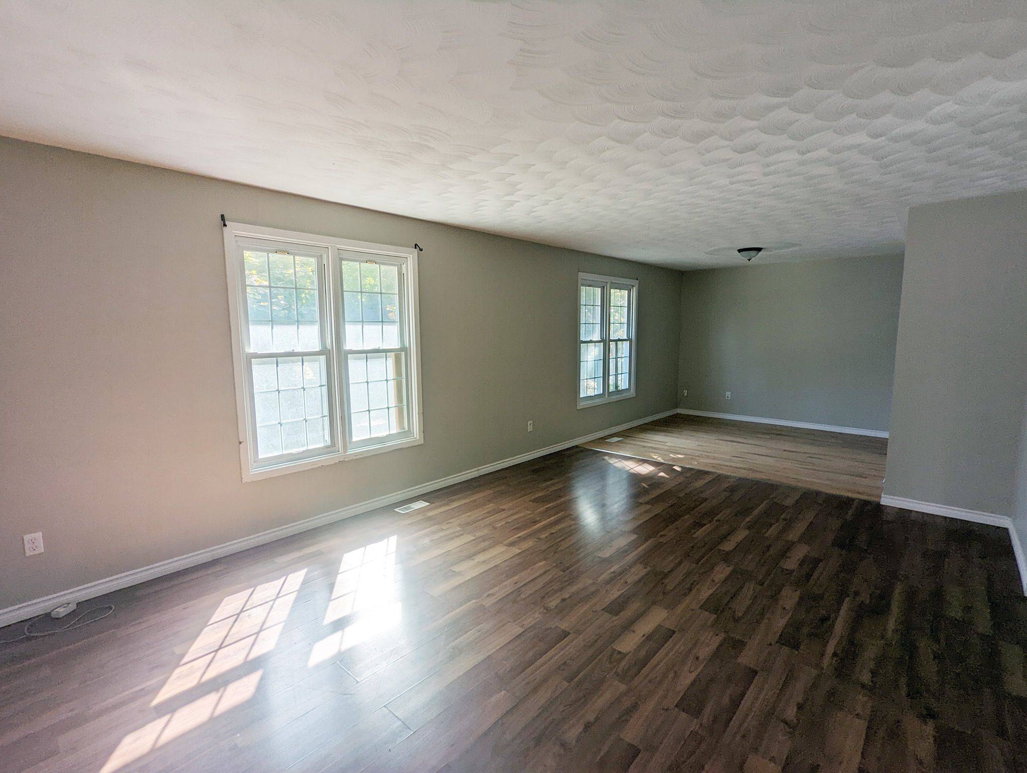 Brantford, ON N3R 6C7,6 Spartan DR