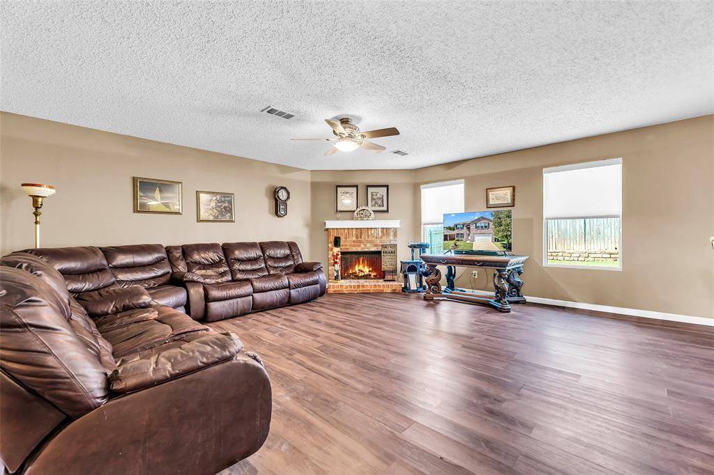 Fort Worth, TX 76135,5237 Bedfordshire Drive