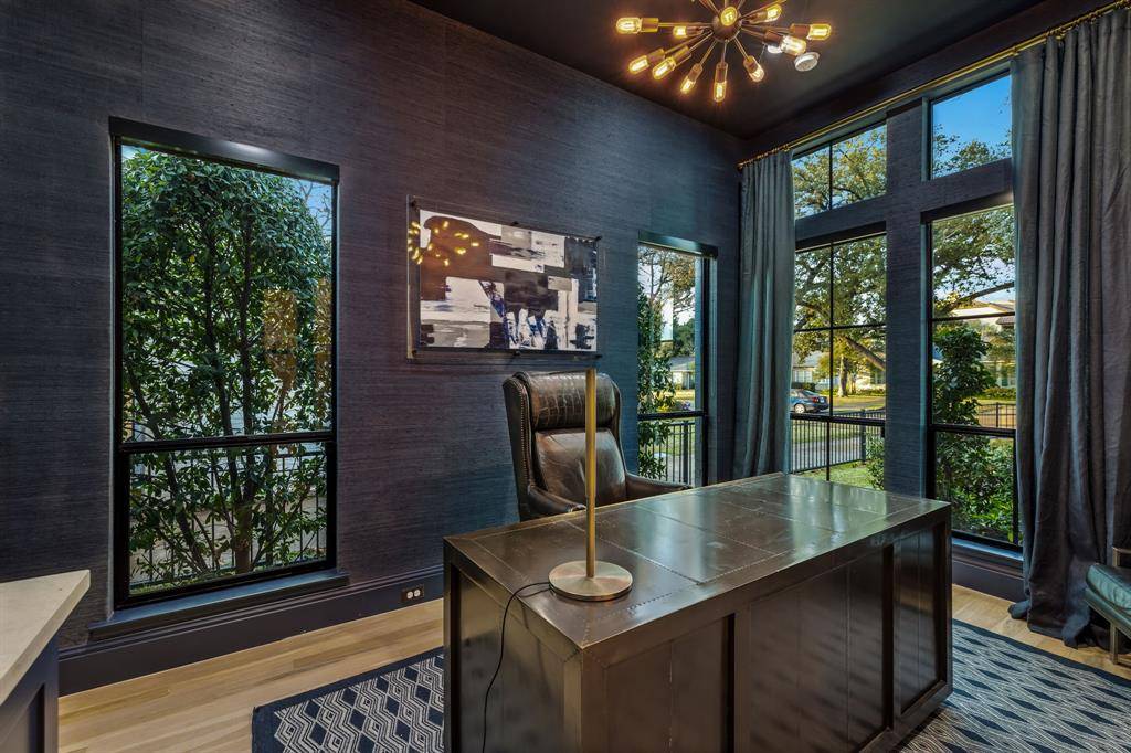 Dallas, TX 75209,5446 Druid Lane