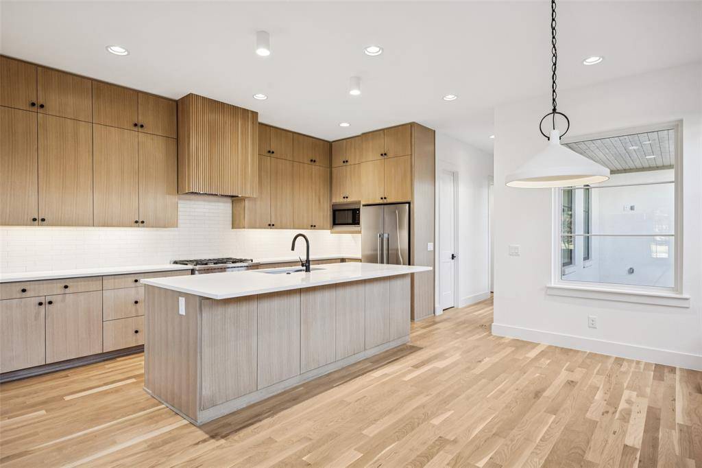 Dallas, TX 75206,5600 Ellsworth Avenue