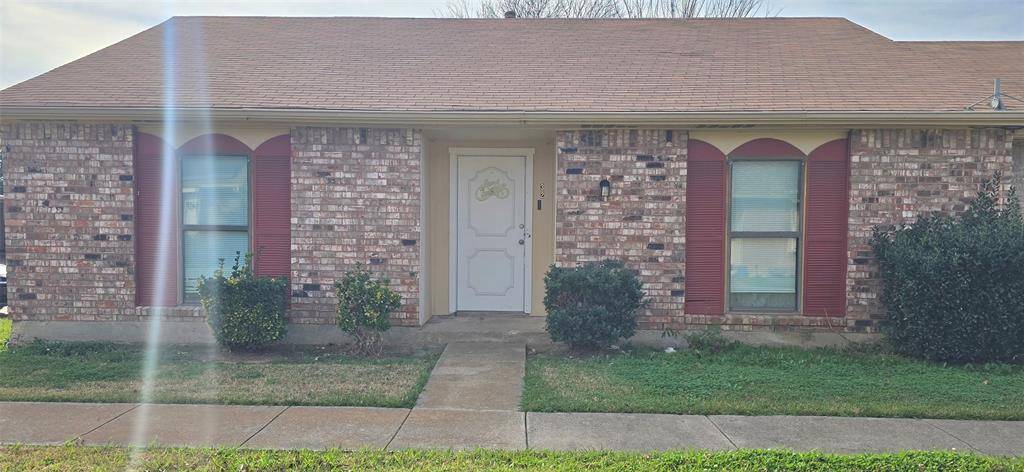 Grand Prairie, TX 75052,32 E Mountain Creek Drive #24