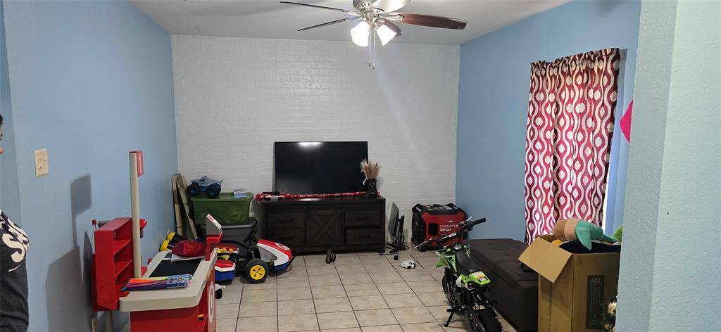 Grand Prairie, TX 75052,32 E Mountain Creek Drive #24