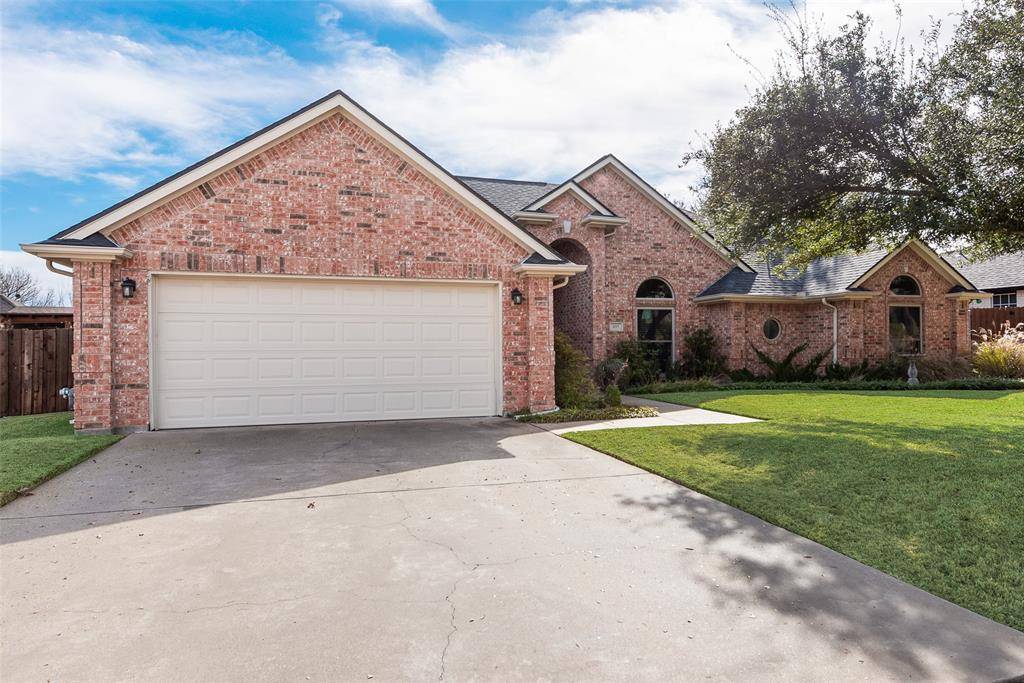 Burleson, TX 76028,405 Arbor Lawn Drive