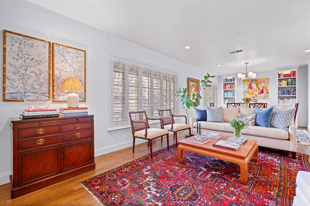 Dallas, TX 75214,5322 Ridgelawn Drive