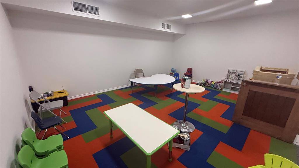 Arlington, TX 76010,1700 New York Avenue