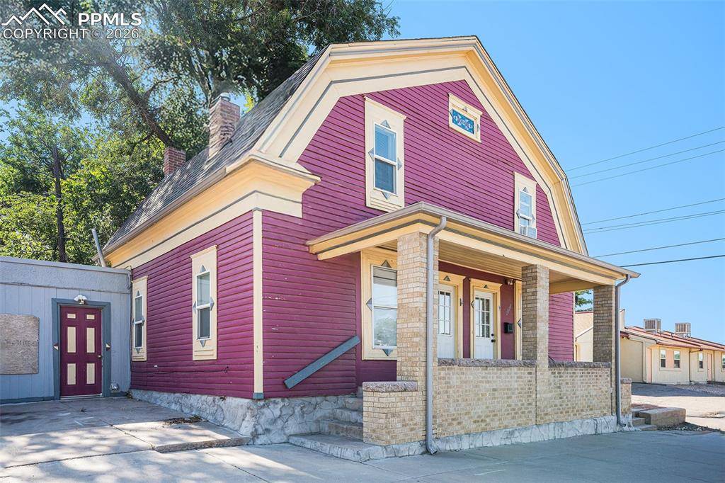 Pueblo, CO 81003,624-626 W 11th ST