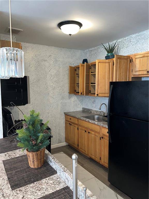 Brooklyn, NY 11233,1792 Bergen ST #1