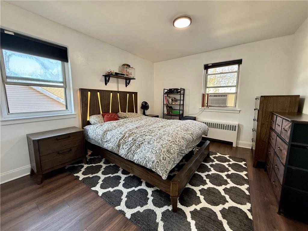 Staten Island, NY 10301,545 Castleton AVE #2B