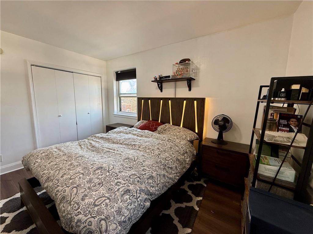 Staten Island, NY 10301,545 Castleton AVE #2B