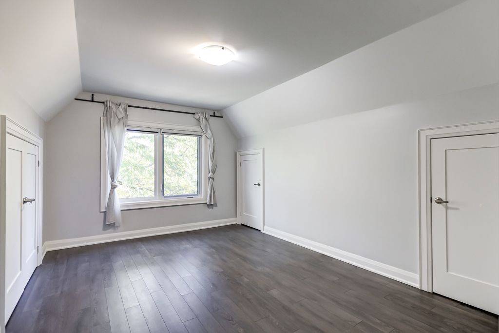 Toronto E01, ON M4M 3C8,269 Leslie ST #3rd floor