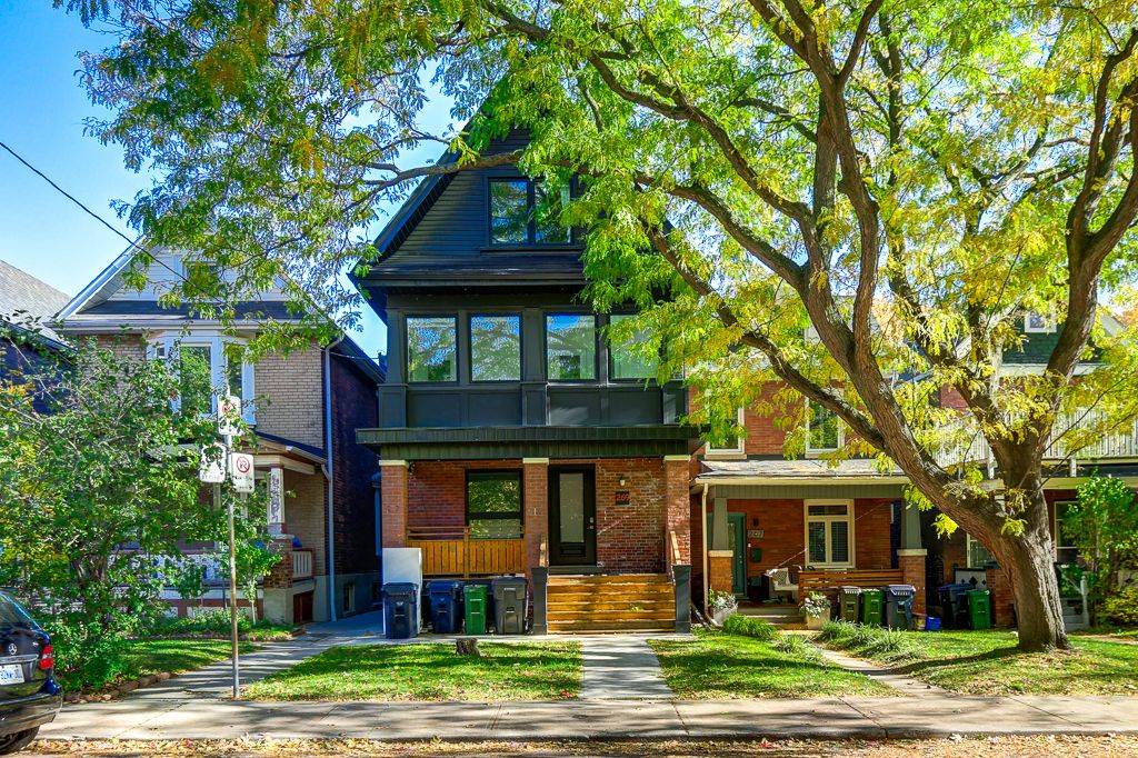 Toronto E01, ON M4M 3C8,269 Leslie ST #2nd floor