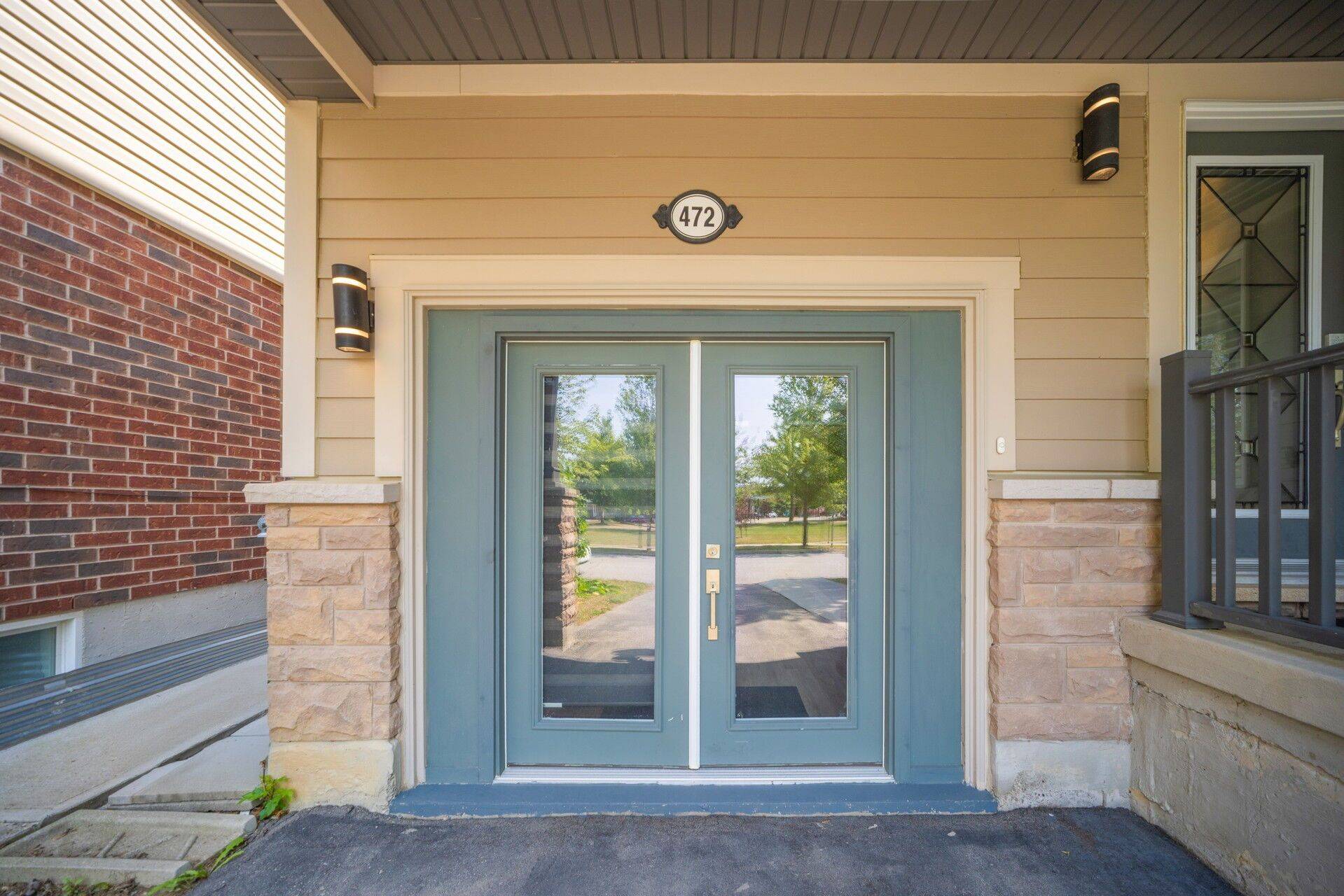 Milton, ON L9T 0N5,472 Tonelli LN