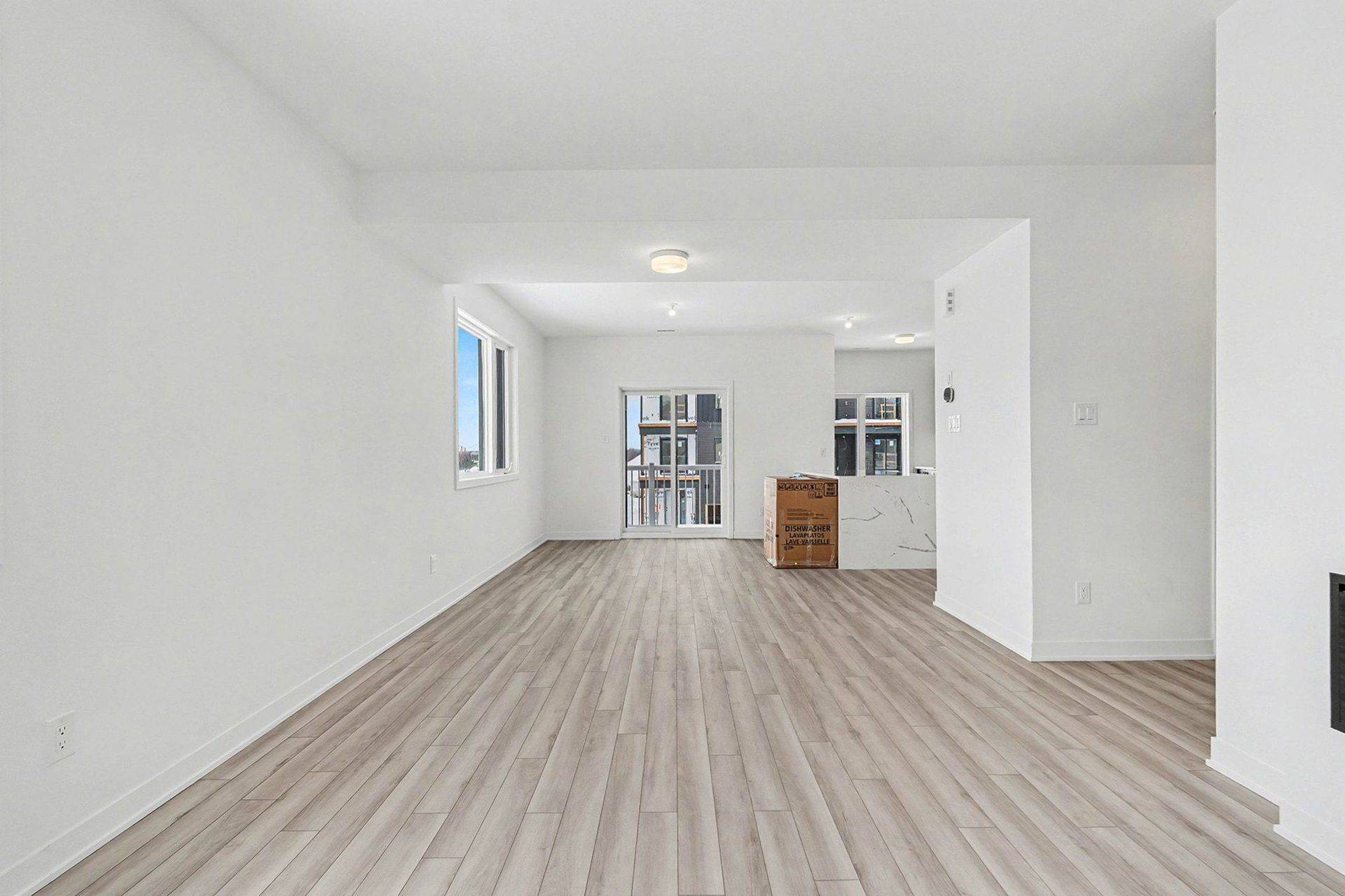 Kanata, ON K2W 0N9,800 Demulcent LN