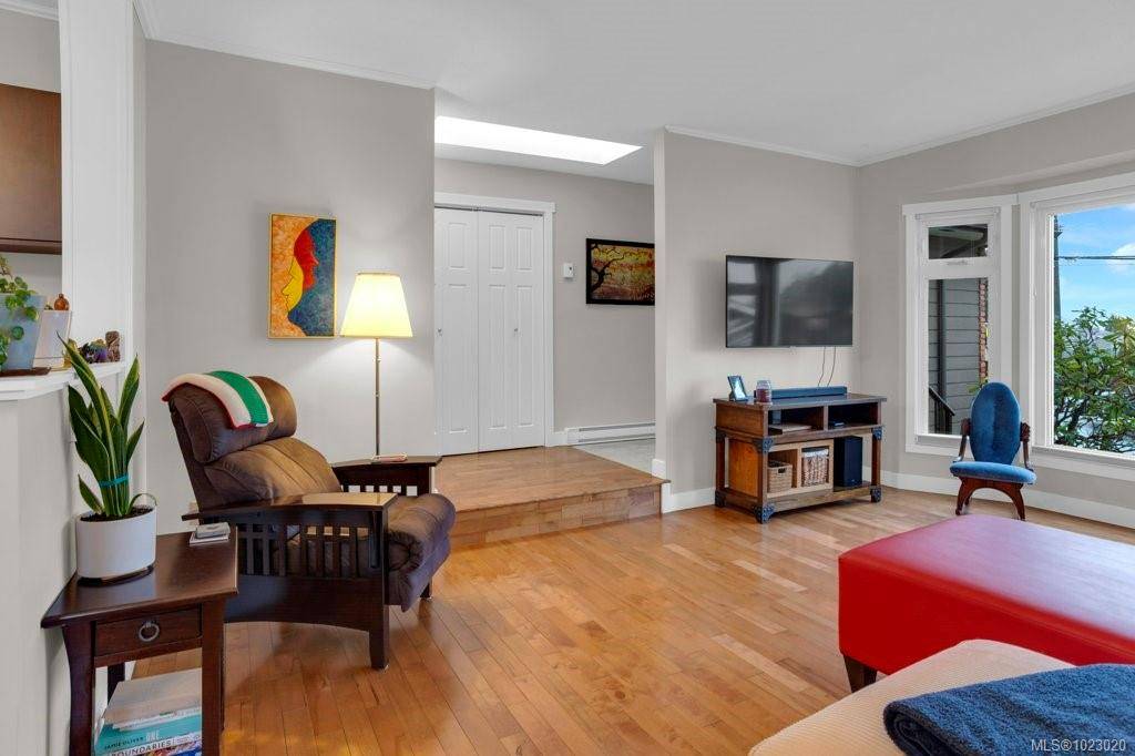 Nanaimo, BC V9V 1C7,6069 Waldbank Rd