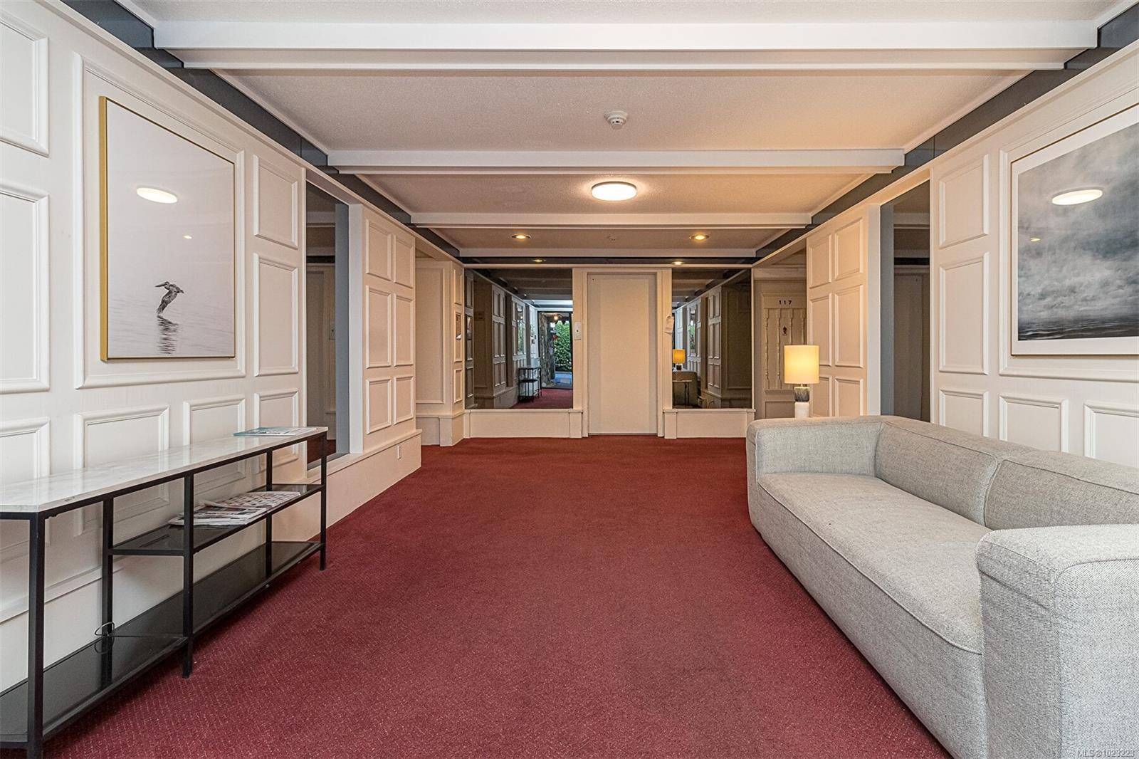 Victoria, BC V8V 2Y5,964 Heywood Ave #118