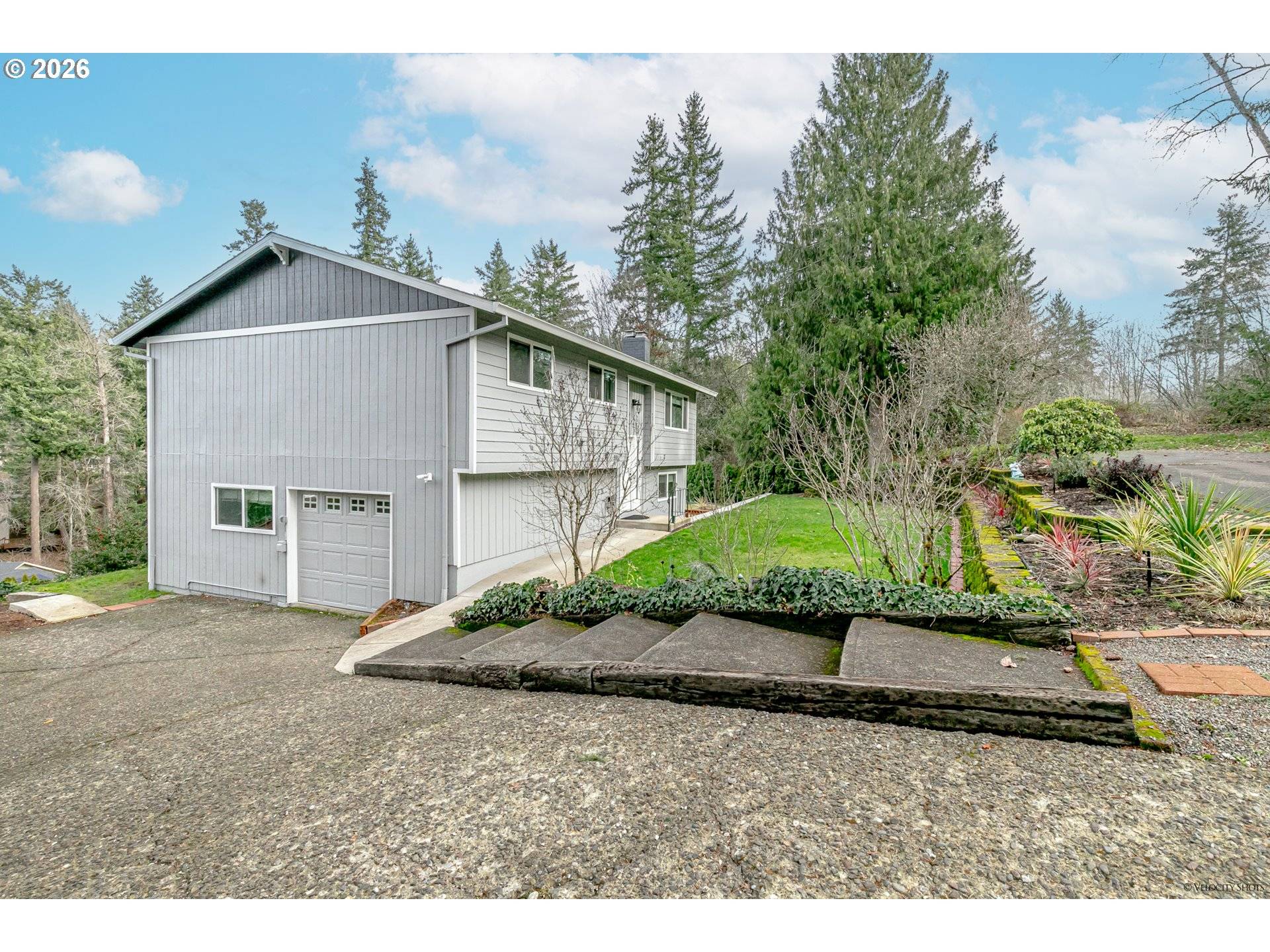 Estacada, OR 97023,991 NE FOOTHILLS DR