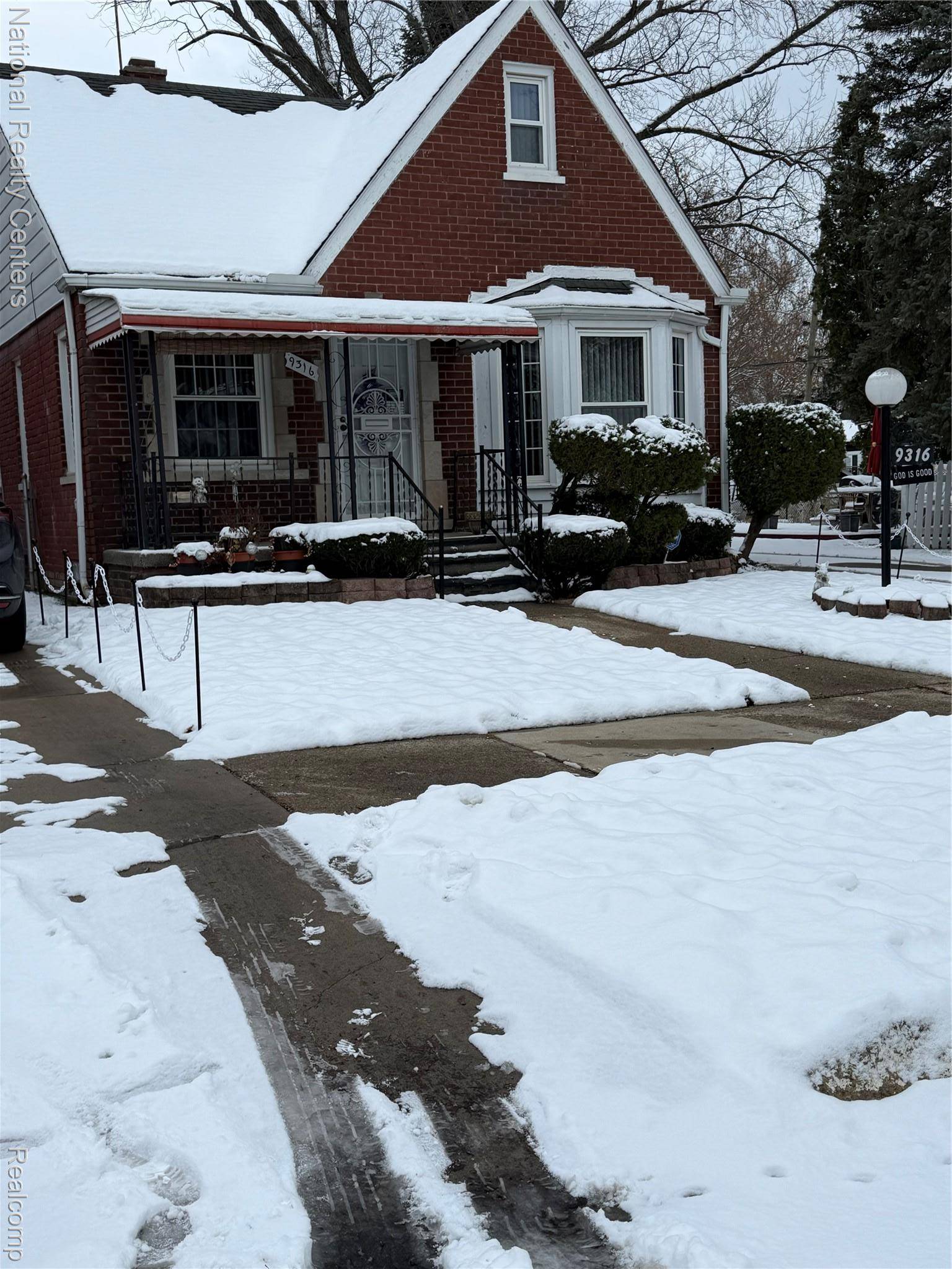 Detroit, MI 48228,9316 Whitcomb ST