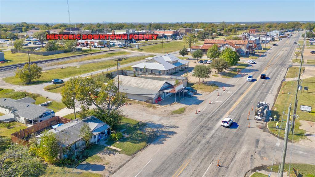 Forney, TX 75126,401 E Broad Street