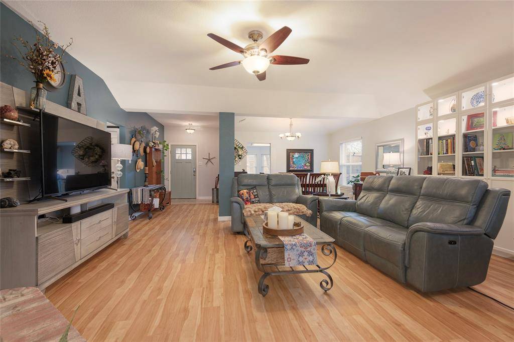 Rowlett, TX 75088,7613 Dockside Drive