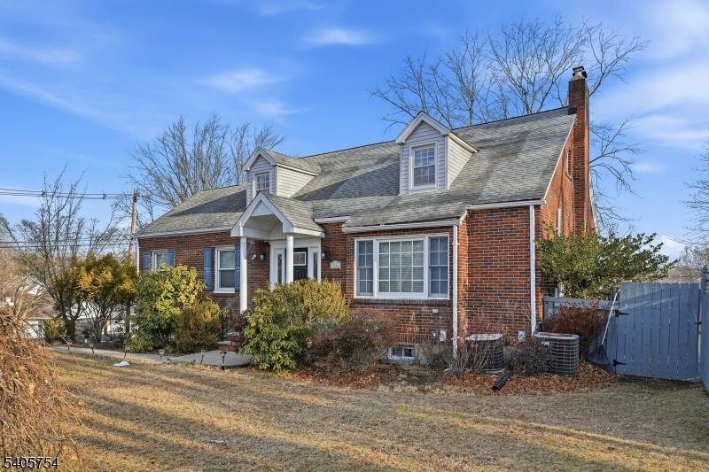 Wayne Twp., NJ 07470,1666 Hamburg Tpke